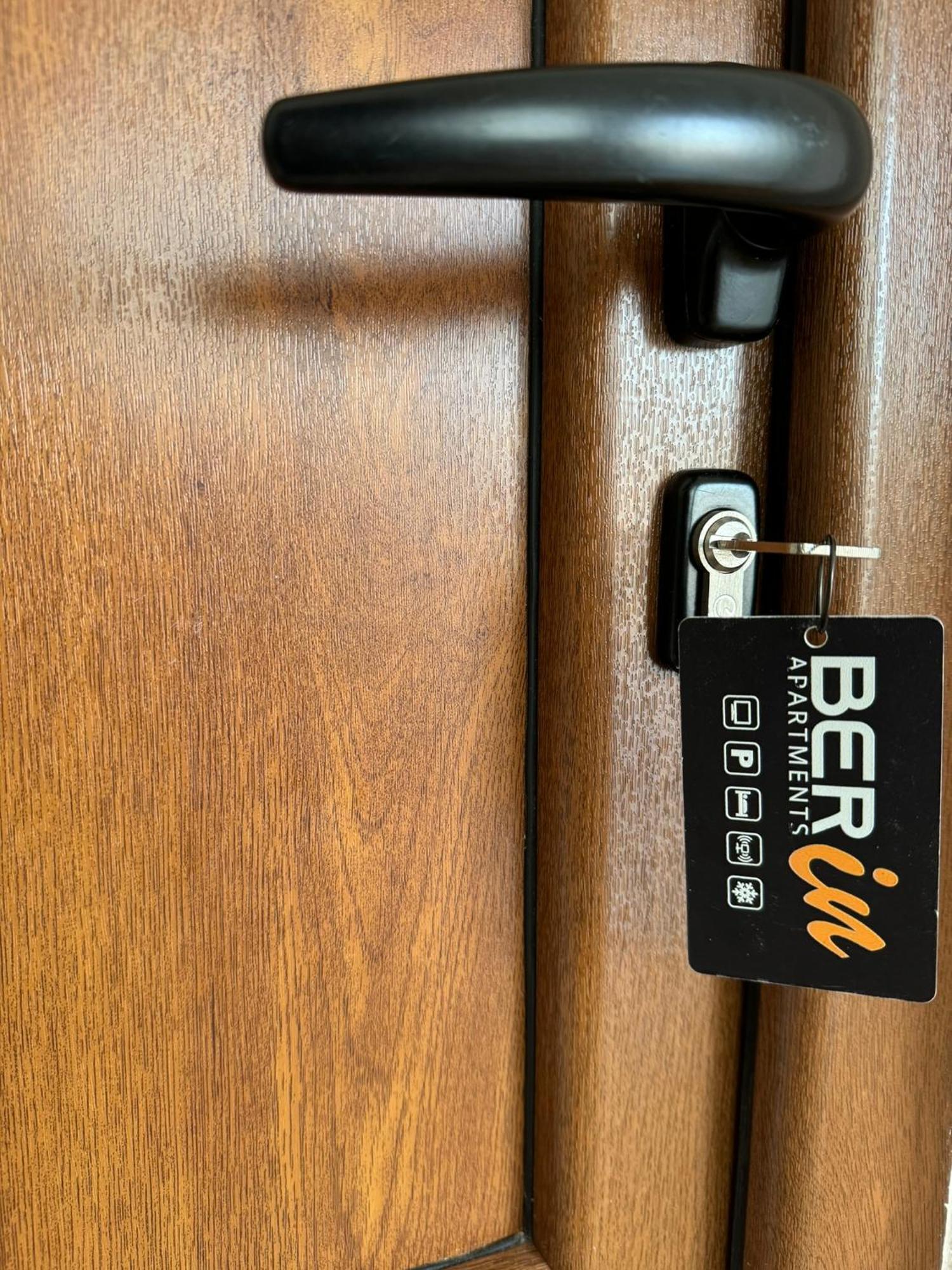 Berin Apartments 乌尔齐尼 外观 照片