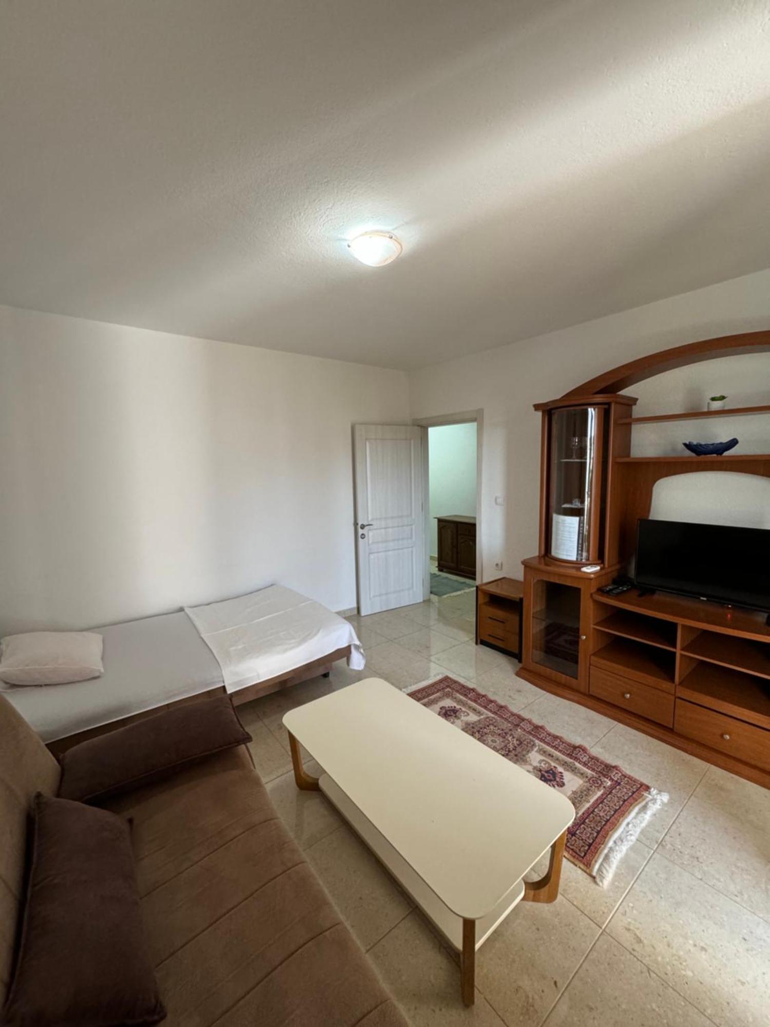Berin Apartments 乌尔齐尼 外观 照片